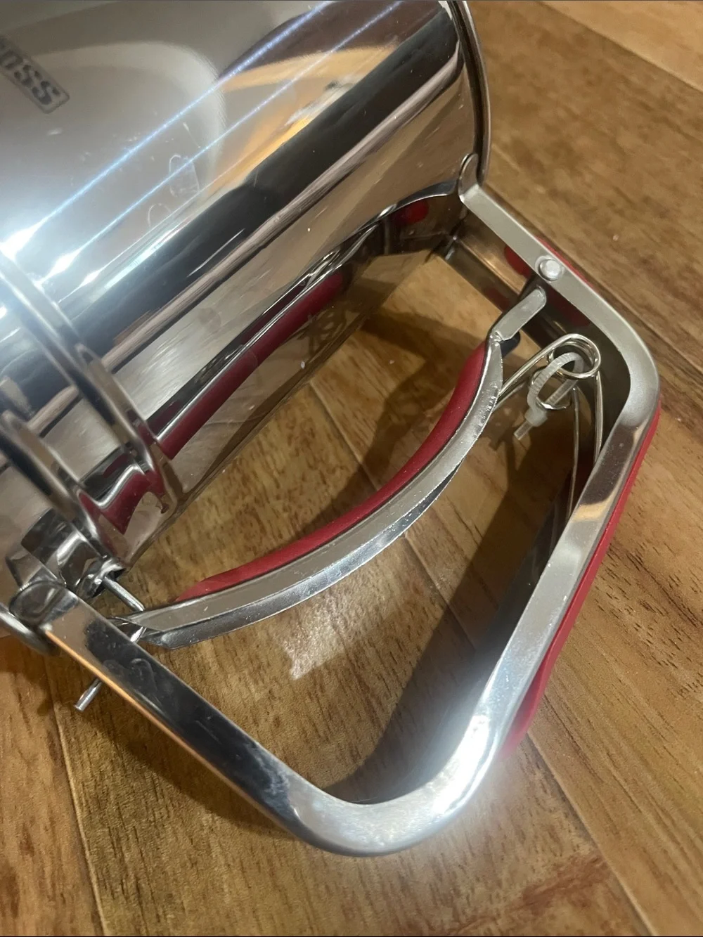 🎉 CAKE BOSS FLOUR SIFTER 3c Stainless Steel Red-Handle